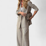 Carlota - Elegantan Outfit