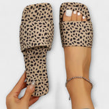 Elisabete - Ravni mokasini s leopard uzorkom