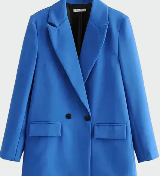 Oversized kaput s modernom linijom